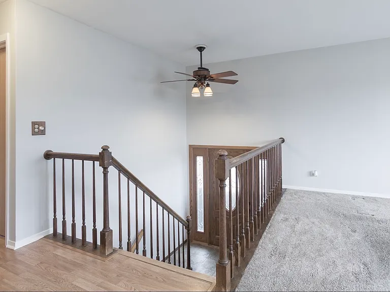 2083 Mallard Ln — Photo 3