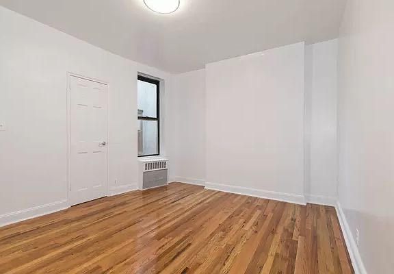 3rd image of 46 Downing St APT 4A