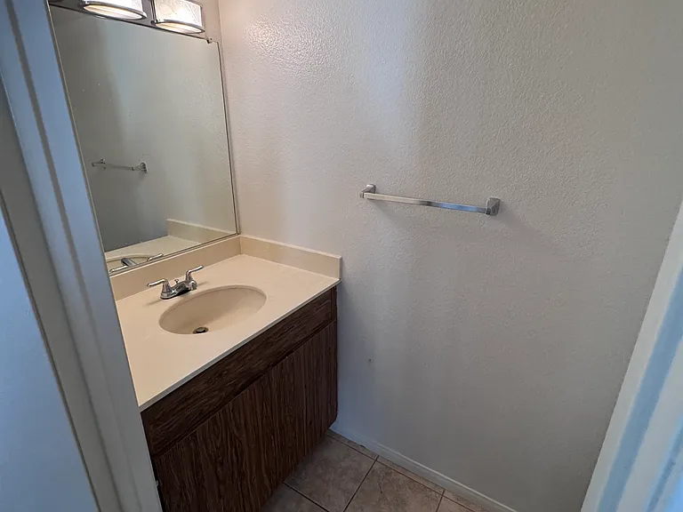 5729 Hazeltine Ave #2 — Photo 9
