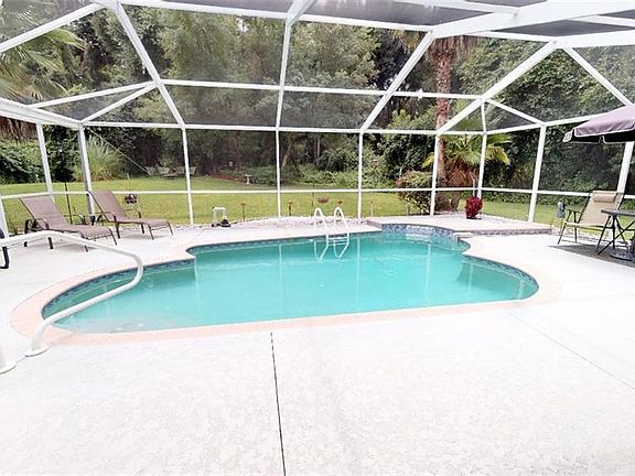 3rd image of 3461 N Canterbury Lake Dr
