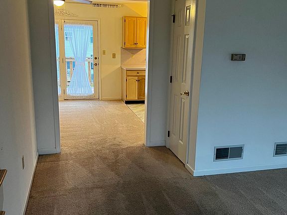 Living Room / Kitchen