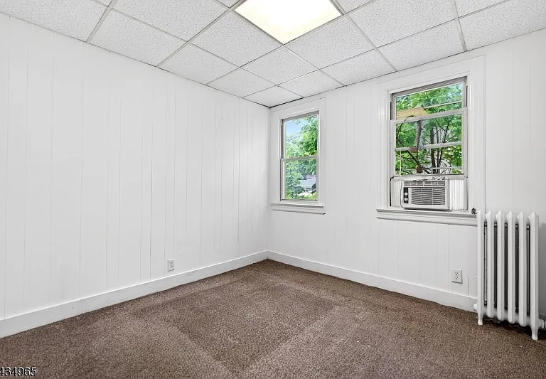 319 Paterson Ave — Photo 8