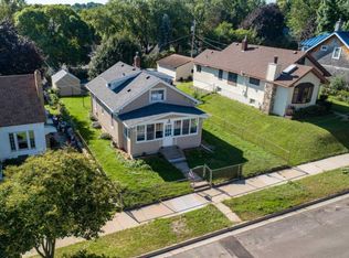 918 Dodd Rd, West Saint Paul, MN 55118