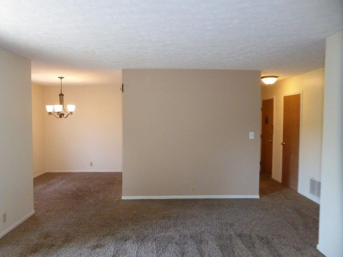 1st image of 410 S 29th St APT 8