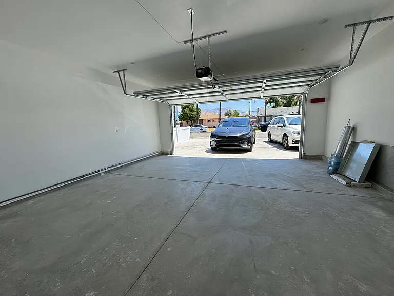 2822 Wall Ave — Photo 24