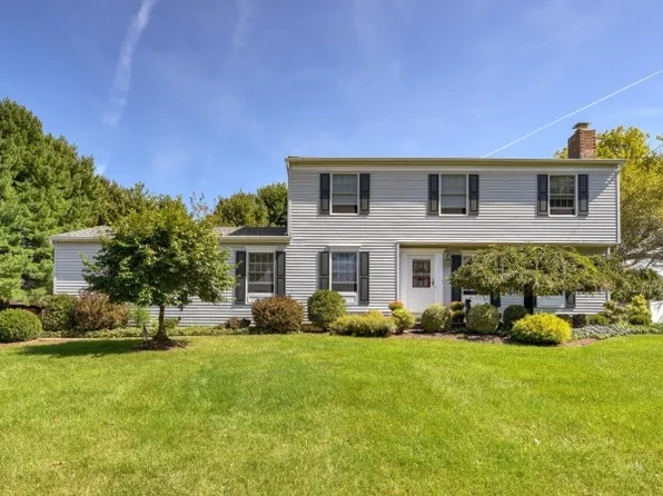 4 Quail Run, Washington Twp., NJ 07853