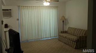 3rd image of 9012 Villaridge Ct APT D