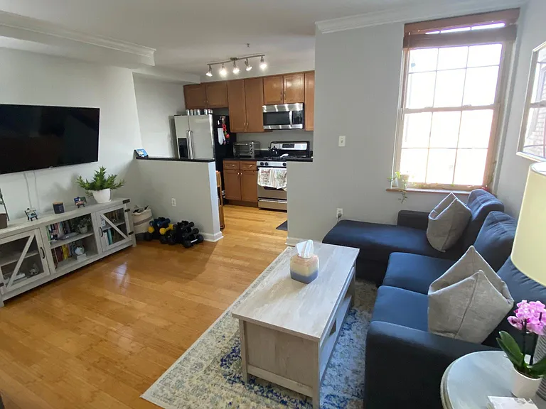 1417 Newton St NW #503 — Photo 6