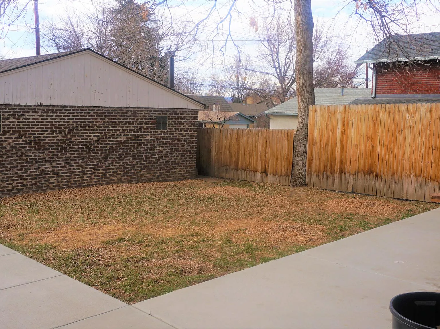 2 bed, 1900 sqft, $2,975 — Photo 3