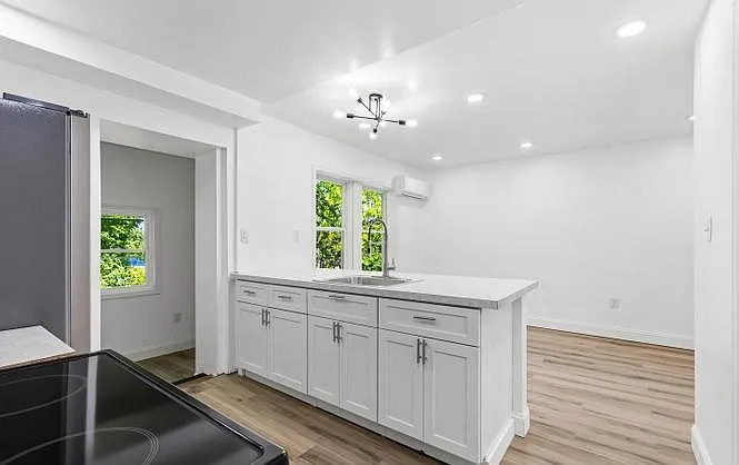 1415 Ridley Ave — Photo 12