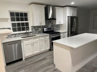 334 Court St #1, Elizabethport, NJ 07206