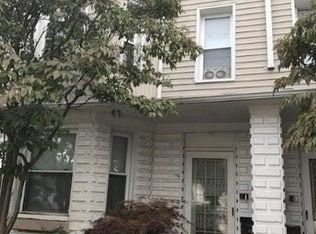 477 Horton Hwy, Williston Park, NY 11596