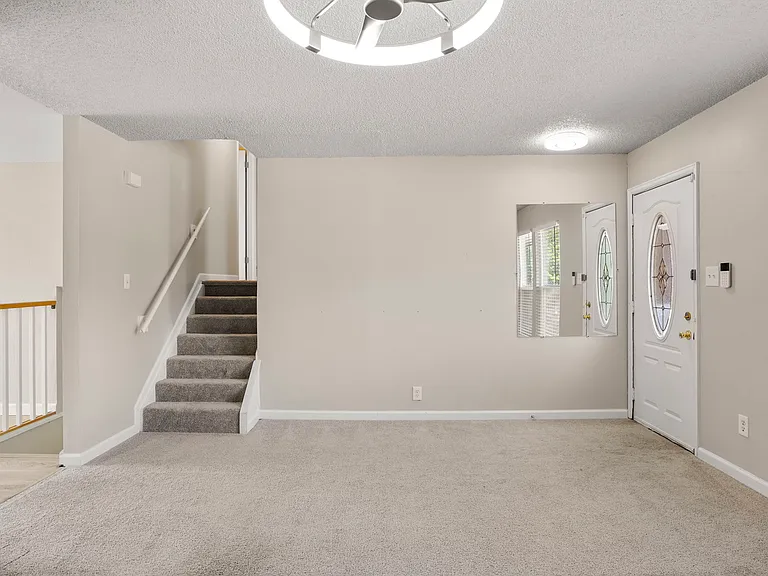 2915 Monica Dr W — Photo 5