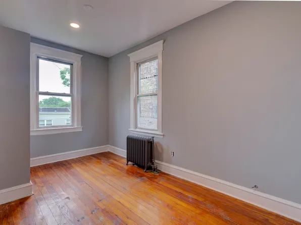 153 Wegman Parkway image 10 of 13