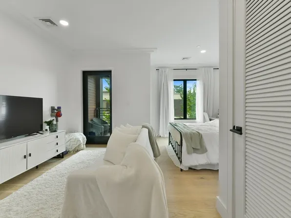 50 Leo M Birmingham Pkwy #207A, Brighton, MA 02135