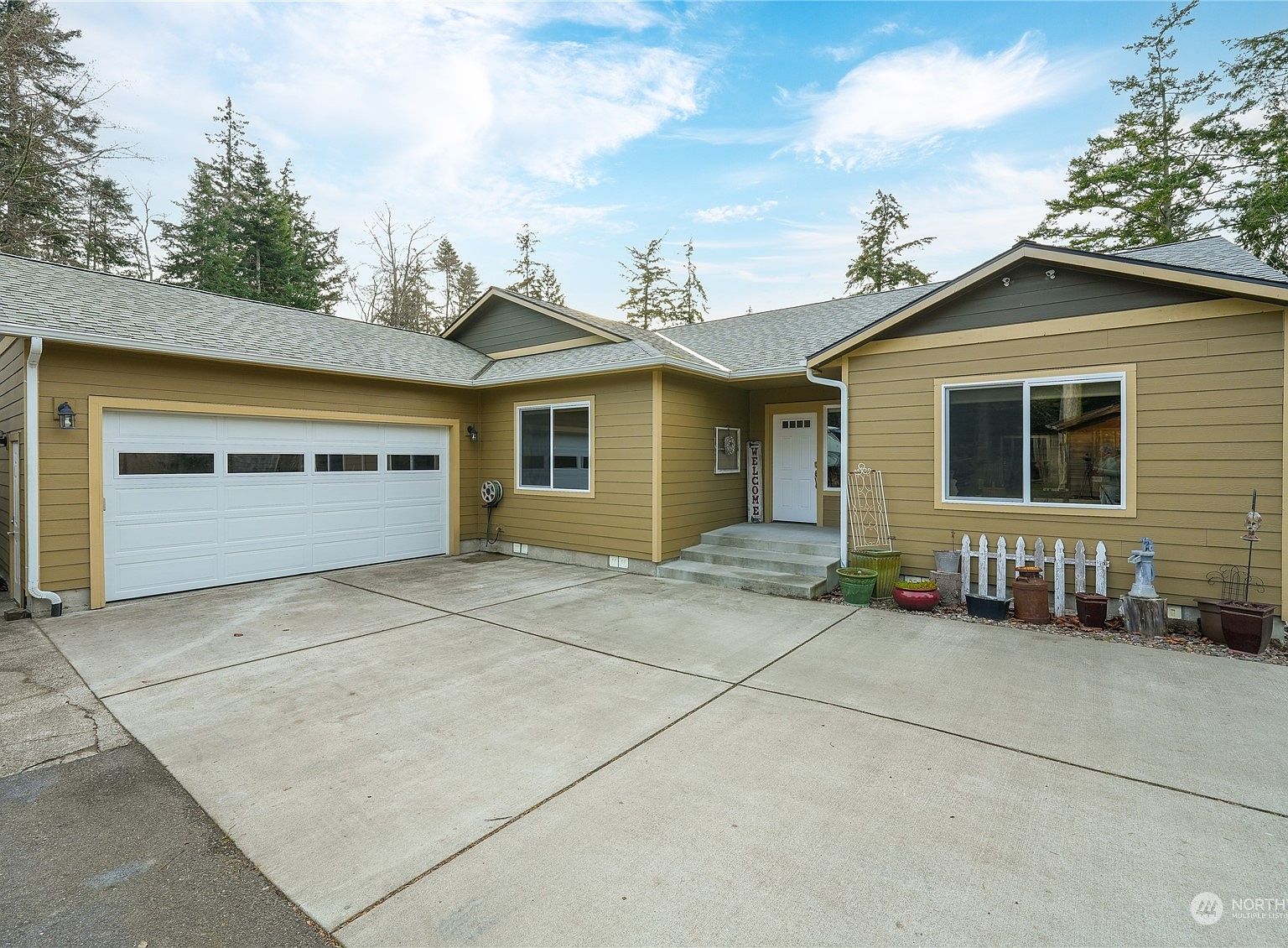 232 Sunset Drive, Oak Harbor, WA 98277 Zillow