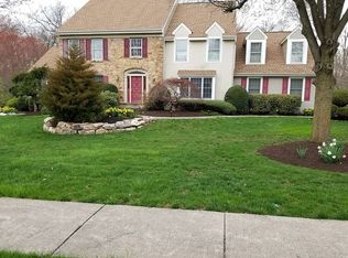 450 Amity Ln, North Wales, PA 19454