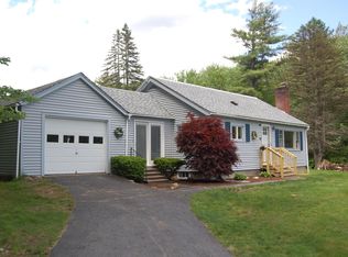 17 Autumn Dr, Tilton, NH 03276