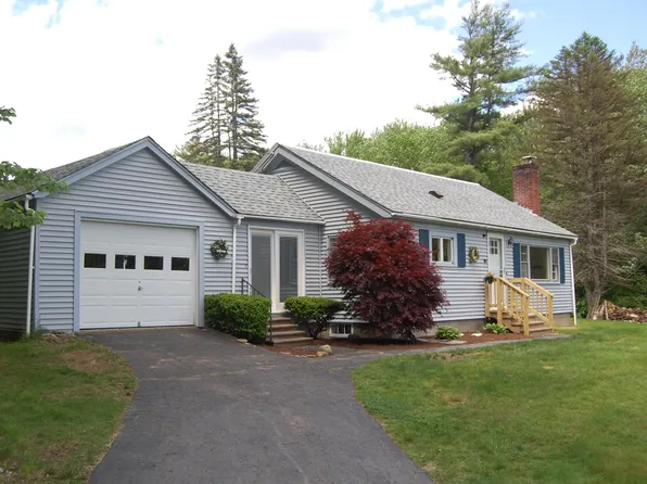 17 Autumn Drive, Tilton, NH 03276