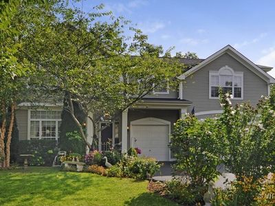 1975 S Egret Ct, Libertyville, IL, 60048