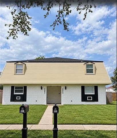 3 bed, 2.5 bath, 2186 sqft, $1,750 — Photo 1
