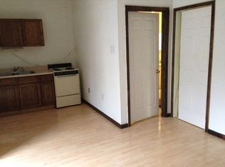 213 W Main St, Staunton, IL 62088