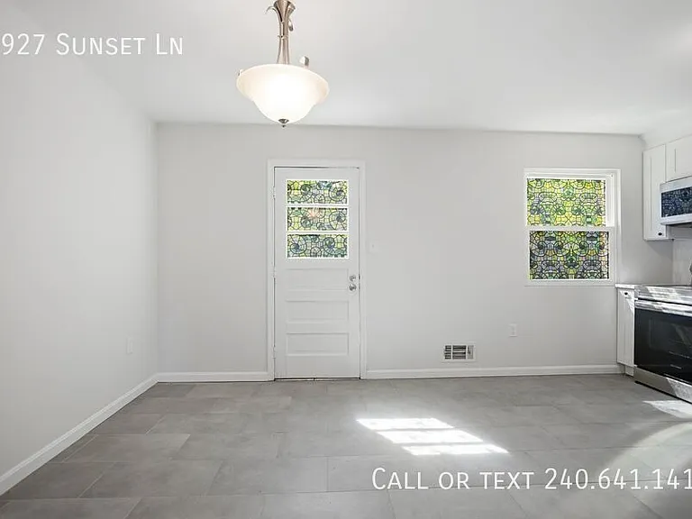 2927 Sunset Ln — Photo 20