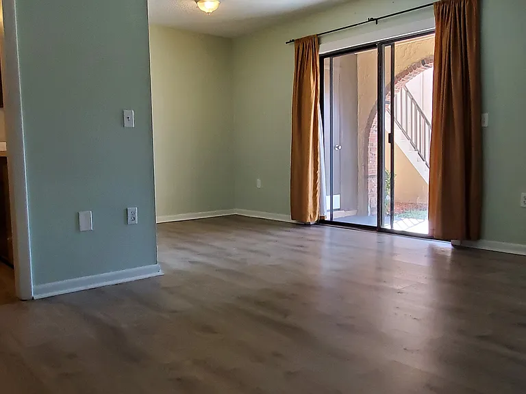 117 San Paulo Cir — Photo 2