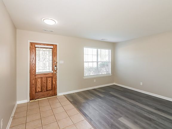 5th image of 2111 James Madison Dr