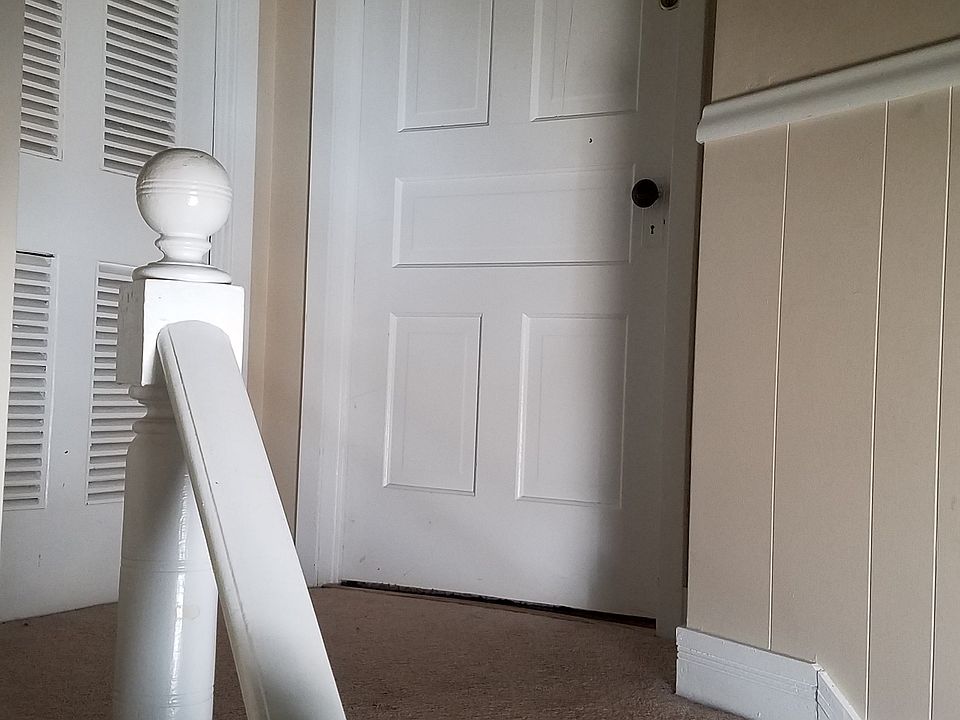 Upper Level Front Door