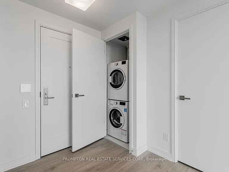 3 Gloucester St #4503 — Photo 24