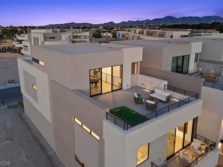 4053 Heron Fairway Dr — Photo 23