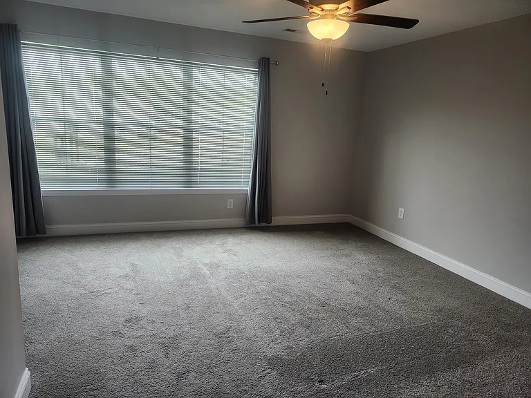 455 Harper Village Way — Photo 4