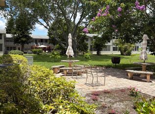 395 Northampton S, West Palm Beach, FL 33417