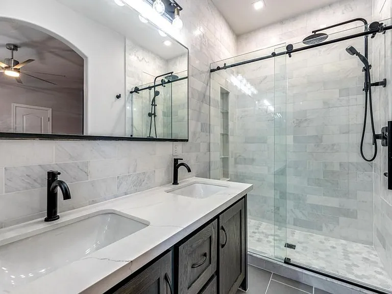 3435 E Lance Ln — Photo 22