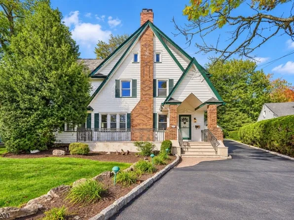829 Mountain Ave, Westfield Town, NJ 07090