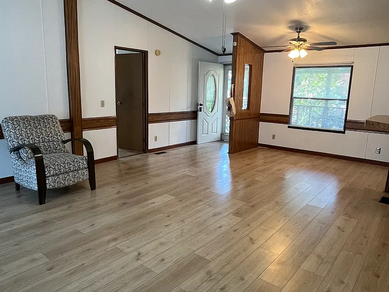 13601 Crooked Creek Dr — Photo 3