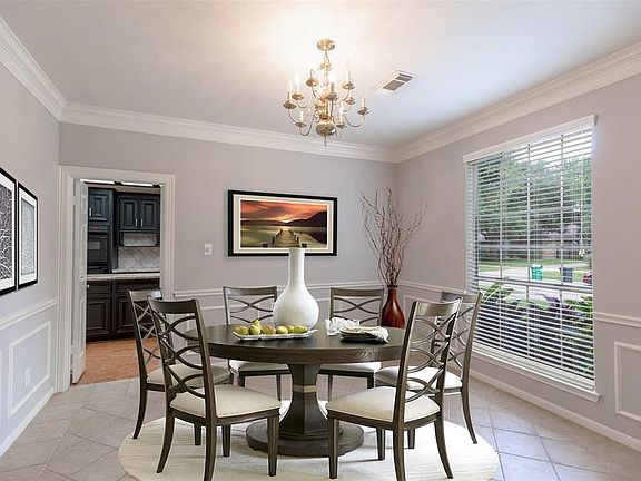 5th image of 6726 Wildacre Dr