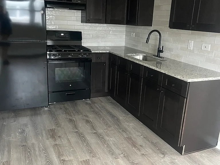 8112 W Marion St #3W — Photo 7