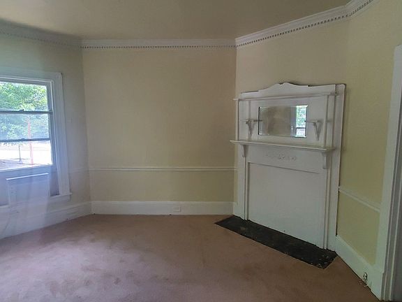 5th image of 612 5th Ave APT 4