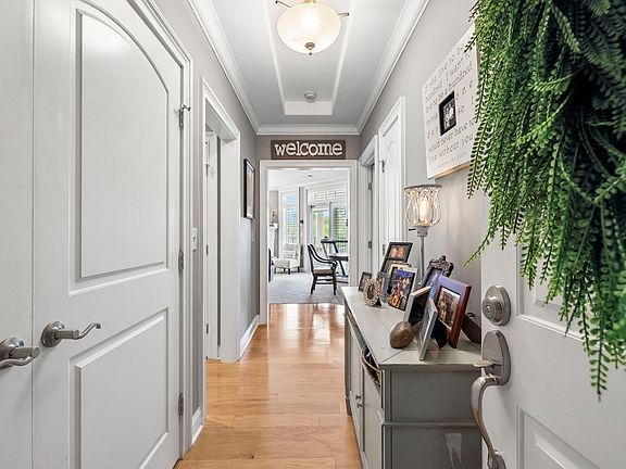 5th image of 400 Warioto Way APT 309