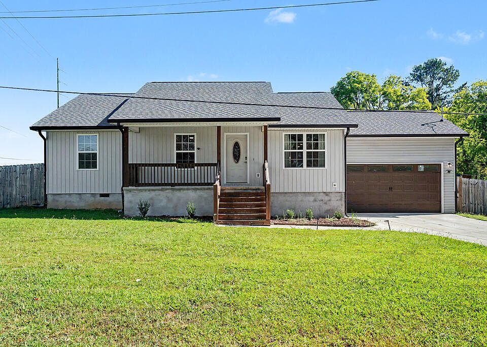 1st image of 2101 Hummingbird Dr