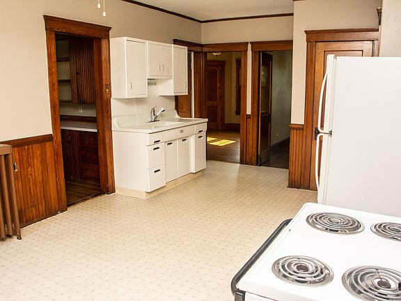 This eat in kitchen is lovely, spacious and sunny!