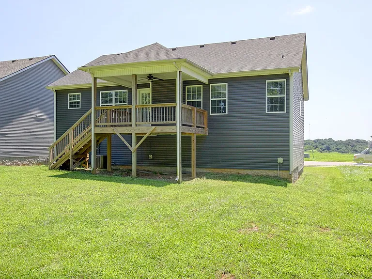 1121 Cardinal Creek Dr — Photo 15
