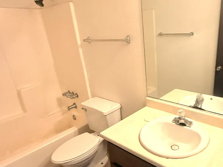 1504 E 29th Ave #2 — Photo 10