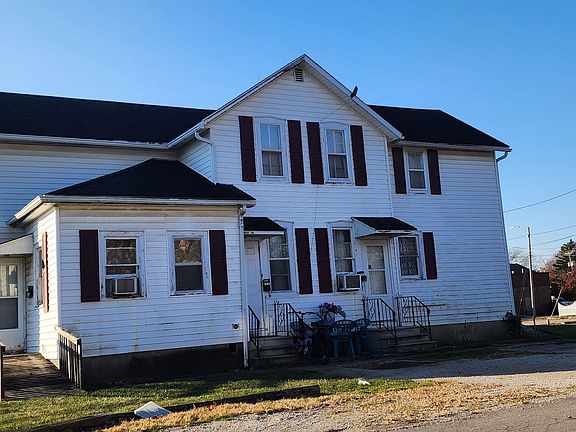 3rd image of 218 N Jefferson St