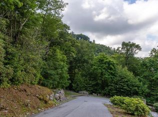 32 Rock Mountain Rd, Cashiers, NC 28717