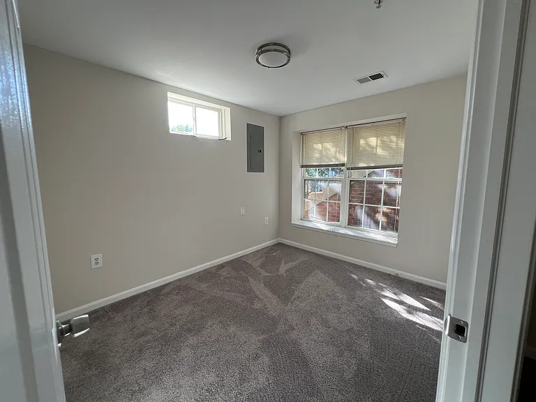 3326 Oxon Run Rd SE — Photo 13