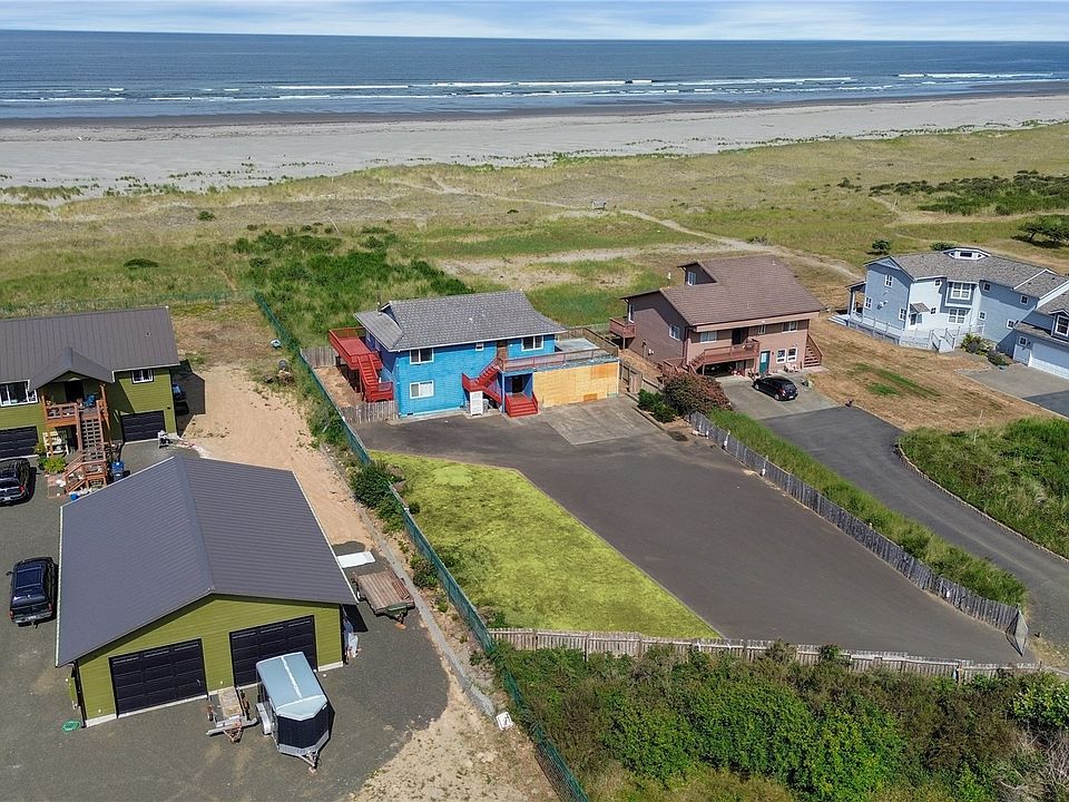 1st image of 725 Sea Vista Lane