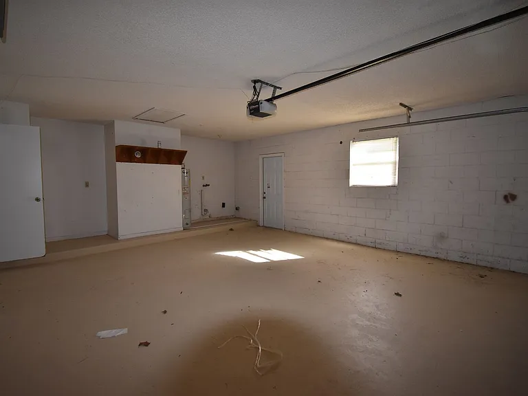 1039 Branchwood Dr — Photo 16
